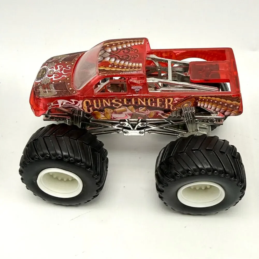 Lot of 9 Hot Wheels Monster Jam Monster Trucks Grave Digger Medusa 1:64 Die Cast